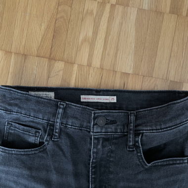 Levis high rise super skinny