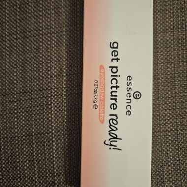 Essence eyeshadow palette