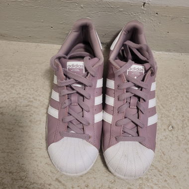Adidas Originals Superstar Gr. 40 lila
