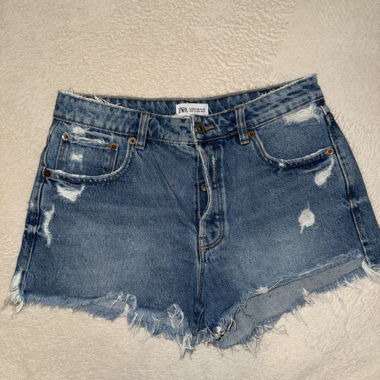 ZARA denim shorts with fringing