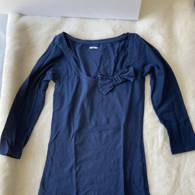 Top bleu avec noeud 34