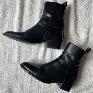Schwarze Lederstiefeletten, Vagabond, Grösse 39