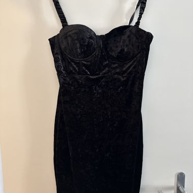 GUESS schwarzes Korsett-Samtkleid