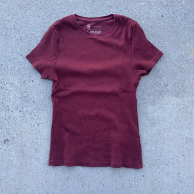 Neuwertiges T-Shirt 