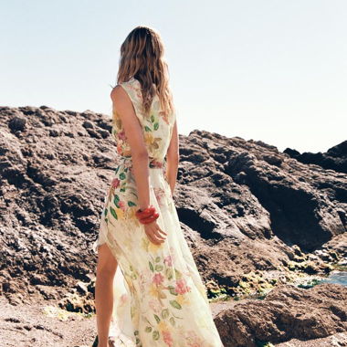 Schönes cut-out Sommerkleid