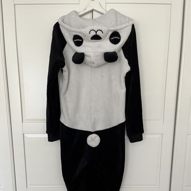 Panda-Onesie 