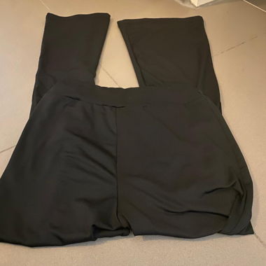 Pantaloni neri