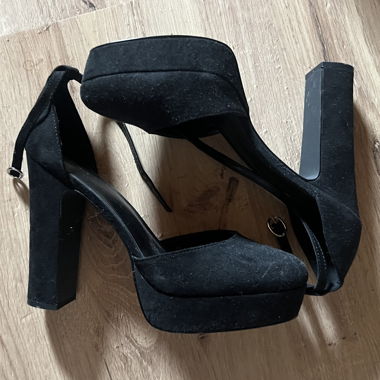 Talons hauts, noirs à plate-forme 