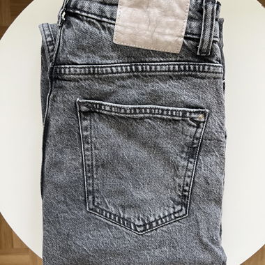 Jeans grigio mom fit Zara