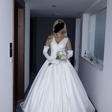 Wedding dress