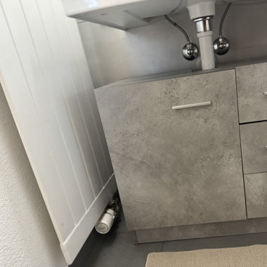 Waschbeckenunterschrank / Badezimmermöbel