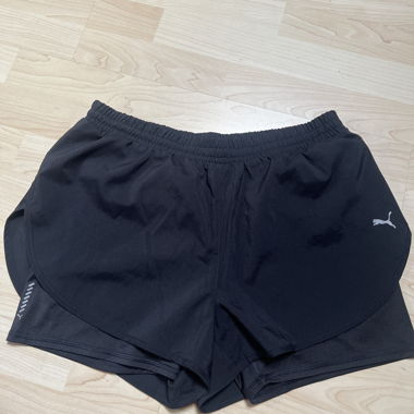 Pantaloncini sportivi Puma neri