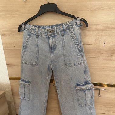 Jeanshose Mädchen mit Taschen