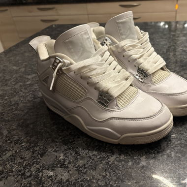 Jordan 4 Pure Money (2017)