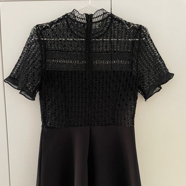 elegantes Zara Kleid Grösse 38