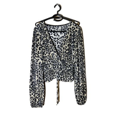 Leo print top