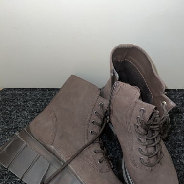 BIG Boots