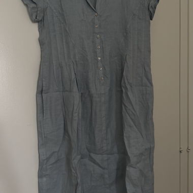 Langes Leinenkleid grau/Himmelblau Abitificio