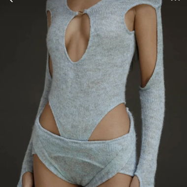 RUVE Body cutout
