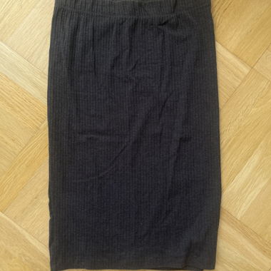 Jupe noire en maille