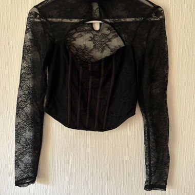 Top dentelle noir inspiration corset (New Yorker)