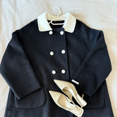 Elegant Black Wool Coat 