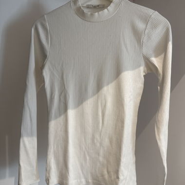 stand-up collar long sleeve shirt