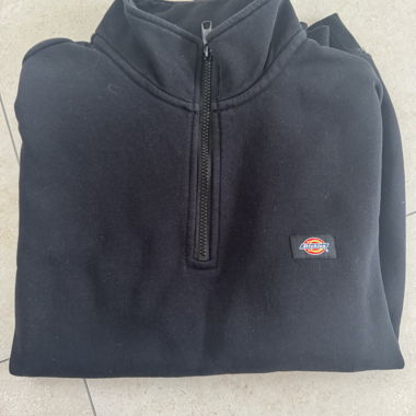 Dickies sweater