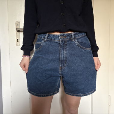 Short Jeans