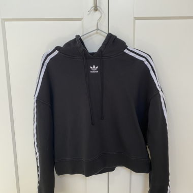 Adidas cropped hoodie, L
