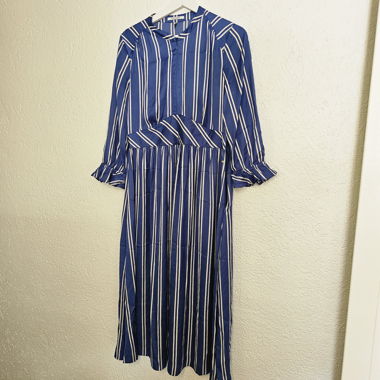 Wunderschöne moderne Kleid 