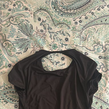 Backless top