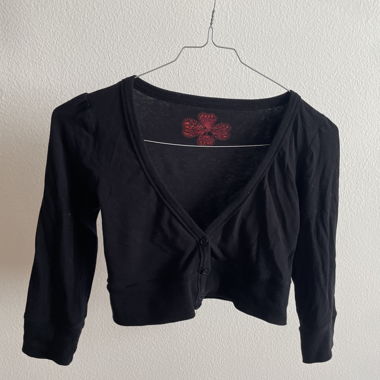 Cardigan corto nero Y2K