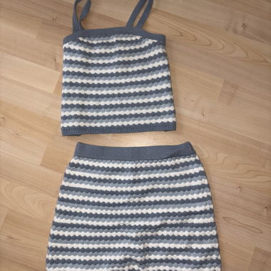 Ensemble deux pièces tricoté