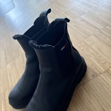 Stivaletti in pelle imbottiti Tommy Hilfiger