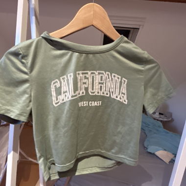 California crop T-shirt