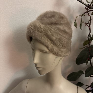 Vintage faux fure hat