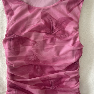 Top rosa