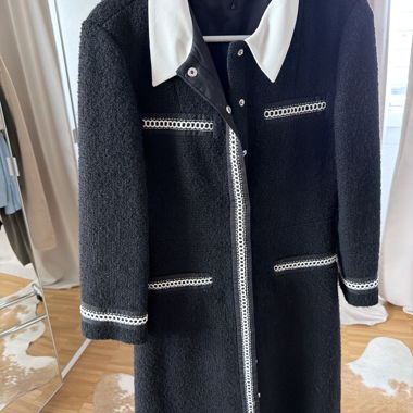 Manteau Maje à col blanc