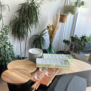 Ensemble vaisselle plats verres