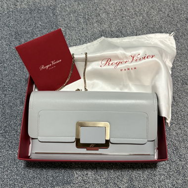 Roger vivier handbag brand new
