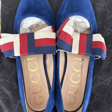 Gucci Velvet Flats 