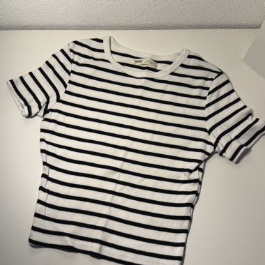 T-shirt a righe Pull&Bear, taglia S