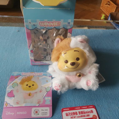 MINISO Disney Winnie Plüschfigur 10 cm