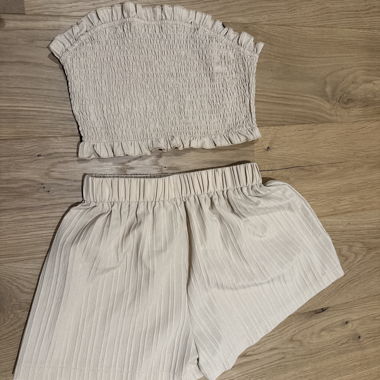 Set nude, blusa, top e shorts, come nuovo