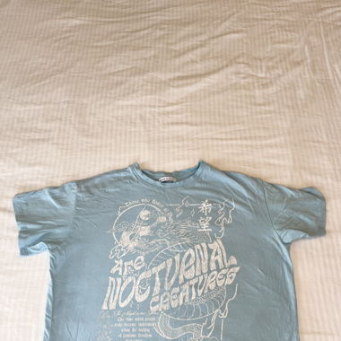 Bedruckter blauer T-Shirt