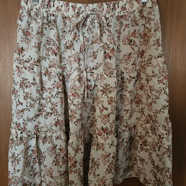 Skirt with Floral Pattern