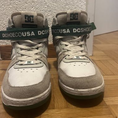 DC Shoes High Top