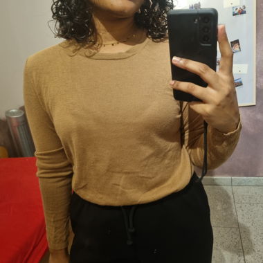 Fine knit sweater