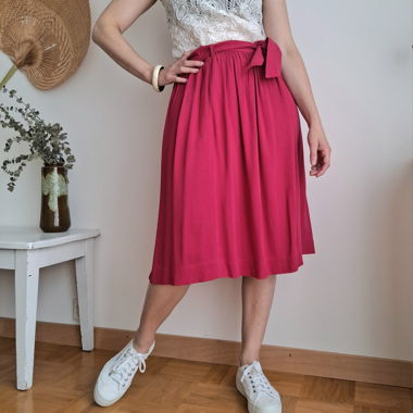 Flowy midi skirt